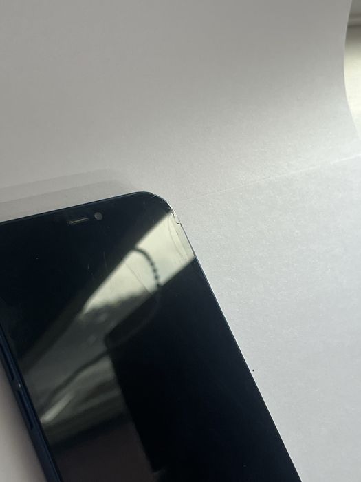 Продам Айфон 12 128ГБ iPhone 12 128Gb