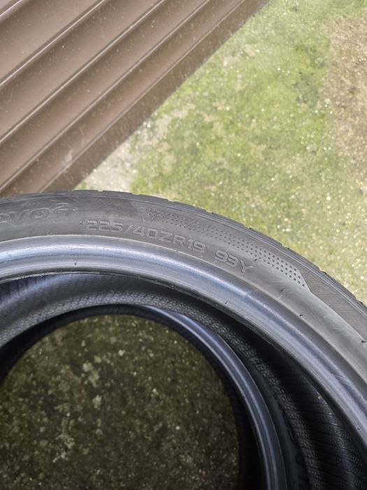 Летни гуми Hankook Ventus V12 evo2, 225/40/19