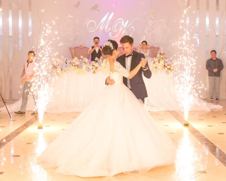 Продаю свадебное платье