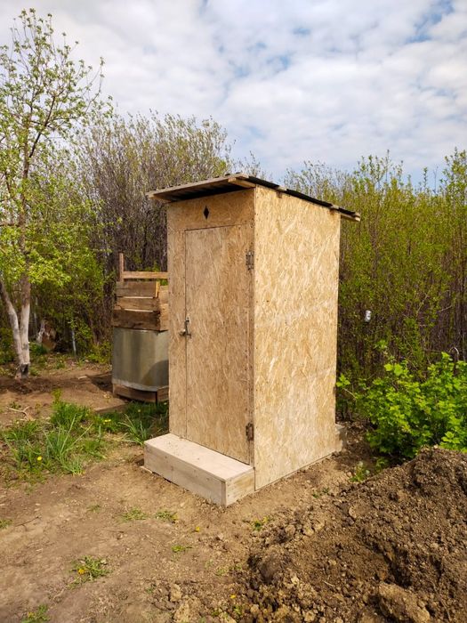 Продам уличный туалет