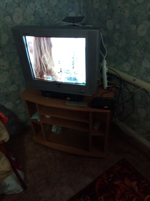 Продам цветной телевизор