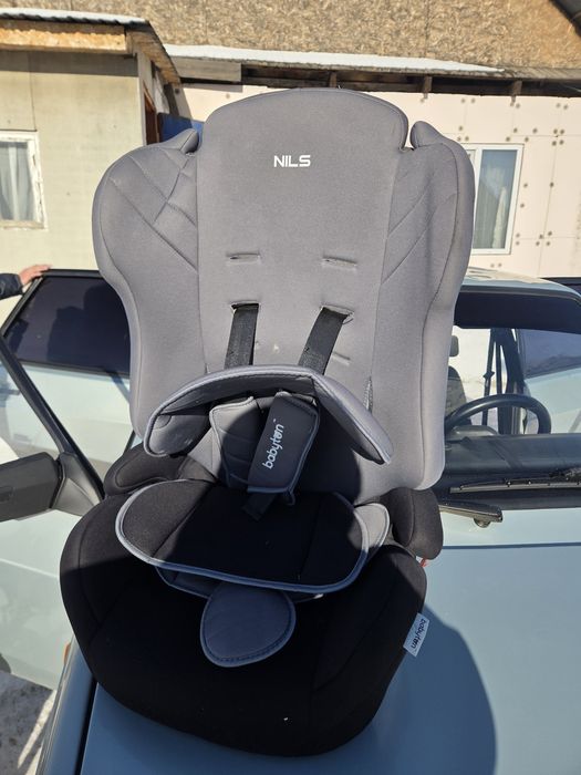 Продам авто кресло