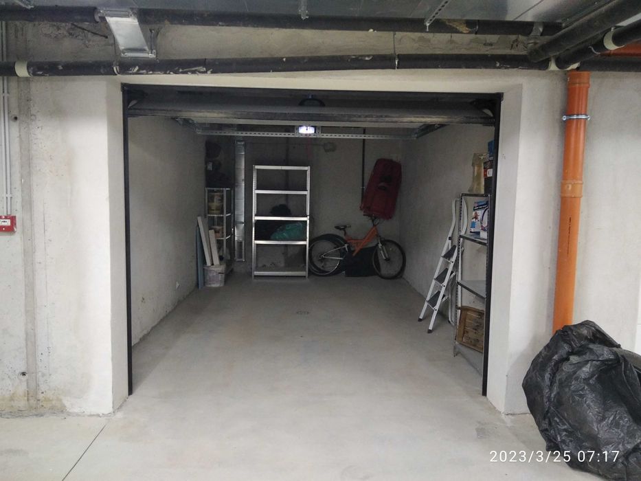 Дава се под наем Гараж / Паркомясто в София, Овча купел 1 - 18 кв.м за 96.9 € - Снимка #1