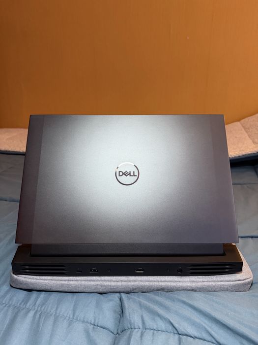 Лаптоп Dell G15 Special Edition 5521