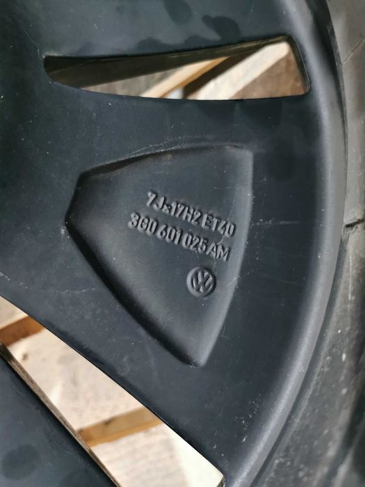 Jante Originale Vw Passat B8. R 17  cu anvelope de vara