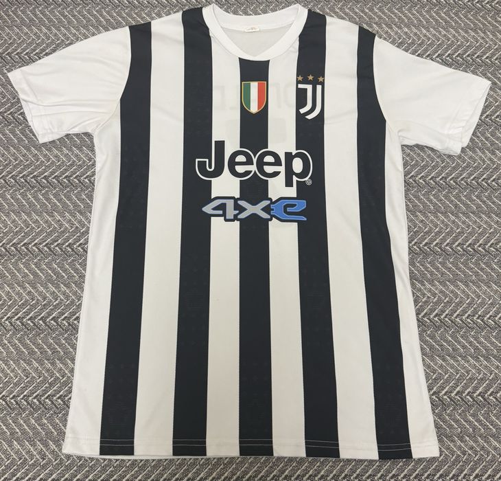 Фланелка на Ювентус сезон 2021/22