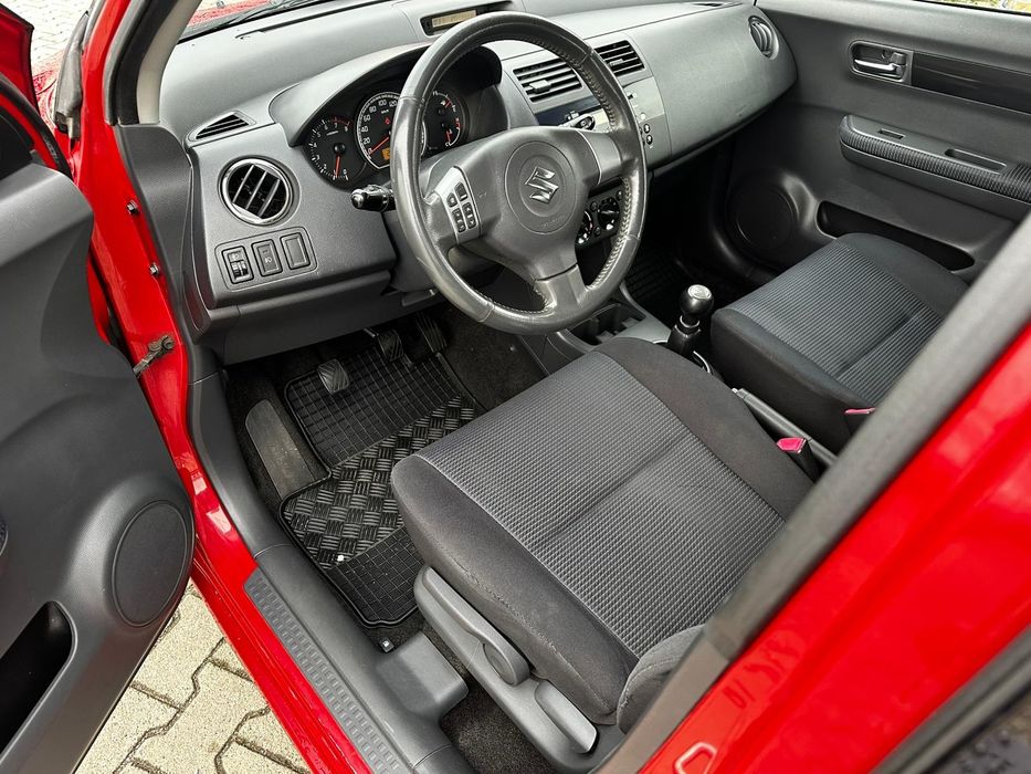 2010 Suzuki Swift 4x4 - 1.3 benzina 93CP - Clima * Scaune incalzite!
