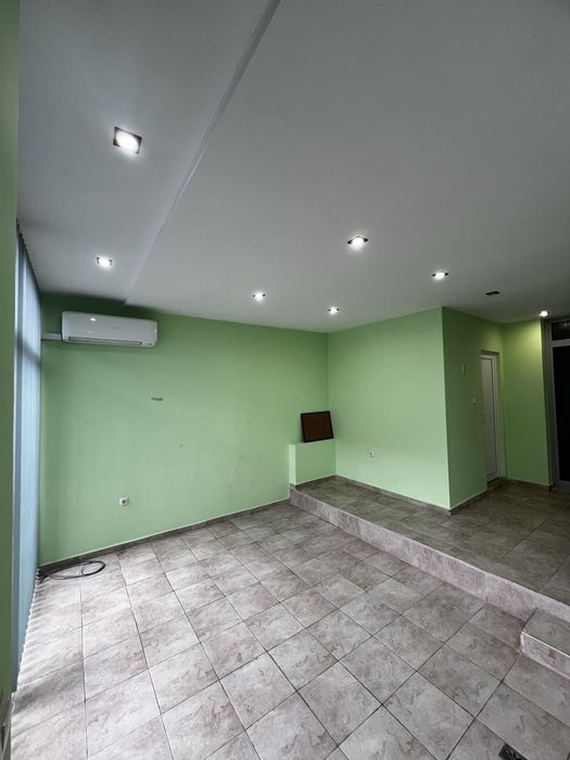 Дава се под наем Офис в Троян - 60 кв.м за 298.86 € - Снимка #2
