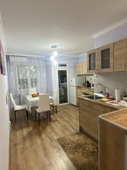 Продава се Четиристаен апартамент в Плевен, Дружба 1 - 90 кв.м за 1800 €/кв.м - Снимка #1