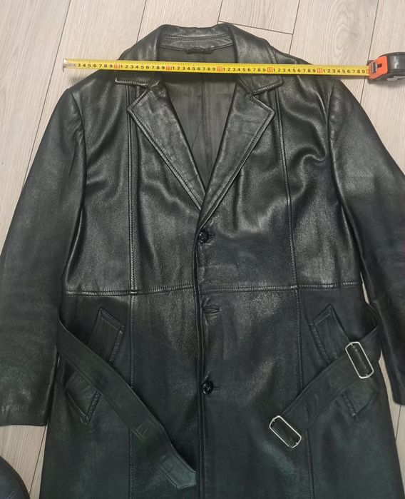 Haină vintage din piele naturală neagră (Mărimea L-XL / 52-54)