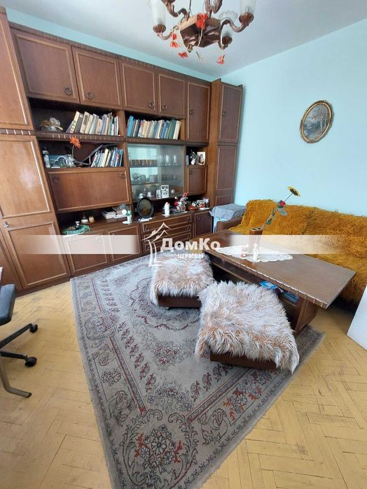 Продава се Четиристаен апартамент в Шумен, Център - 102 кв.м за 1150 €/кв.м - Снимка #1