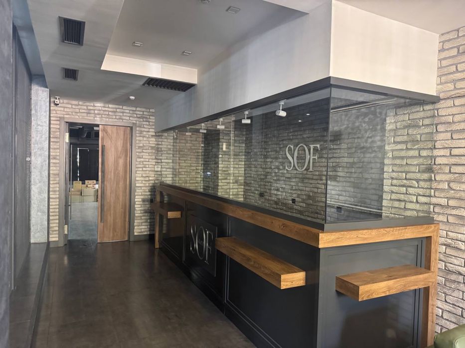 Срочно сдаётся в центре по улице Ш.Руставелли помешениея!