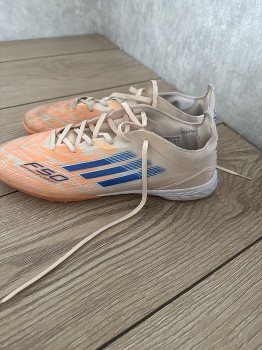 F50 adidas сороконожки