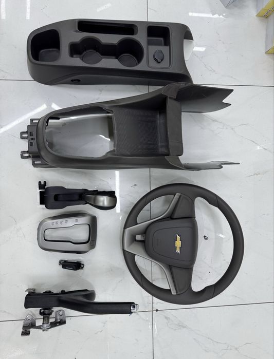 Кобальт руль бар рытчаг ручного тормаза