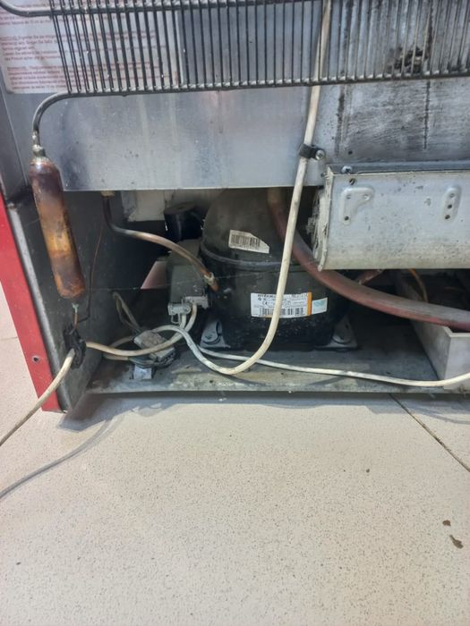 Продам холодильник