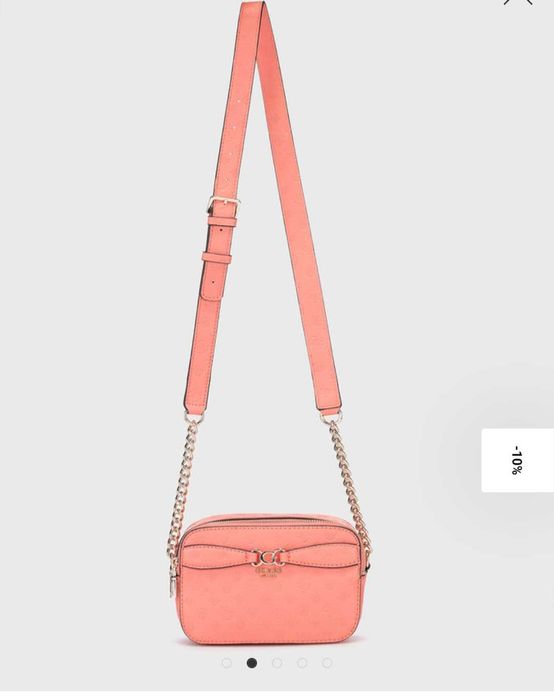 Чантичка и колан на guess