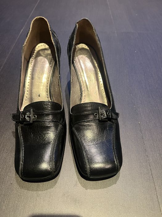 Елегантни обувки