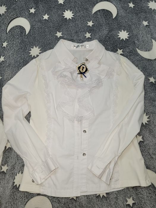 Продаю вещи школьные на девочку