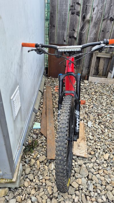 Bicicleta electrică Specialized turbo levo