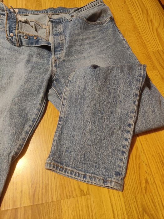 Blugi Levi's stare excelentă