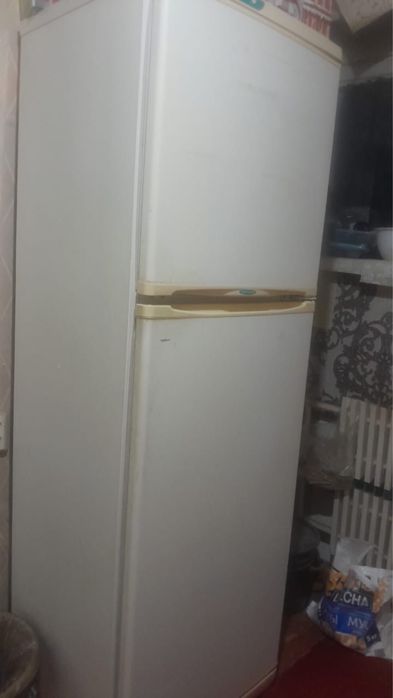 Холодилник болшая