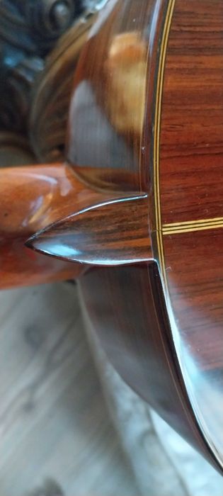 Концертна класическа китара