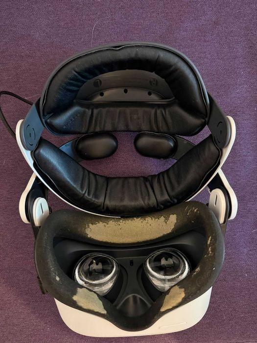 Meta Oculus Quest 2 256GB + BOBOVR M2 Plus-2 + 2 baterii + încărcător