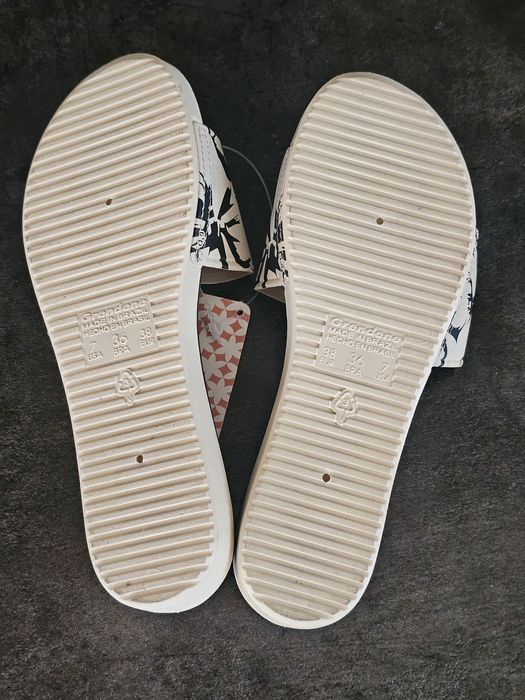 Papuci damă, noi, mărimea 38