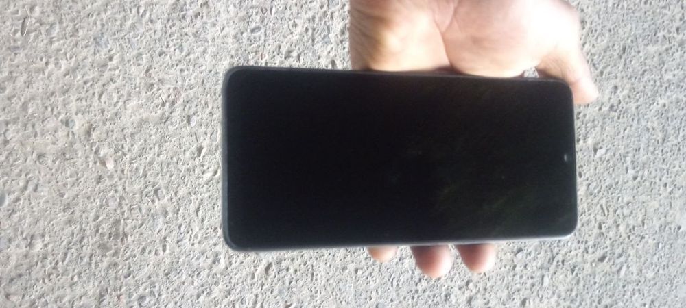 Redmi 13C yangi holatda