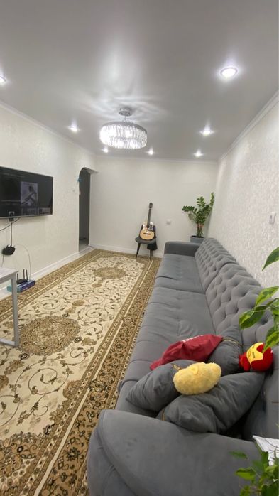 Продам 2 х ком квартиру