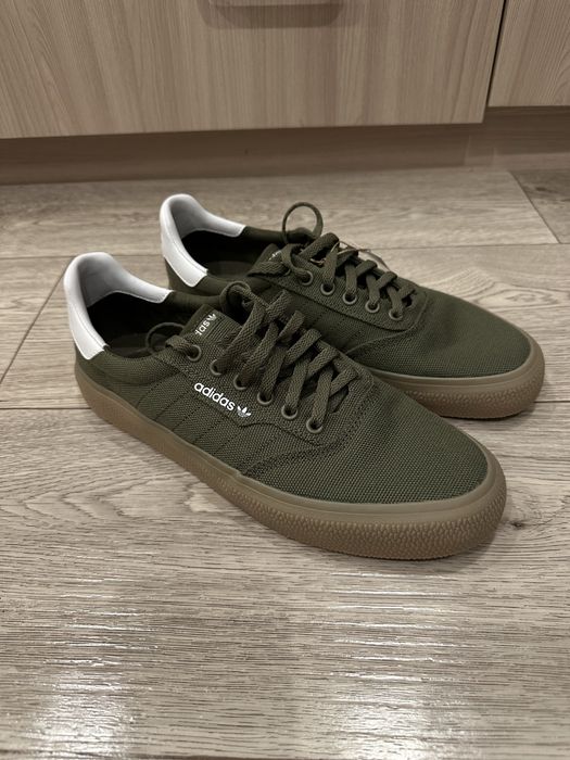 Продам новые кеды Adidas (ОРИГИНАЛ)