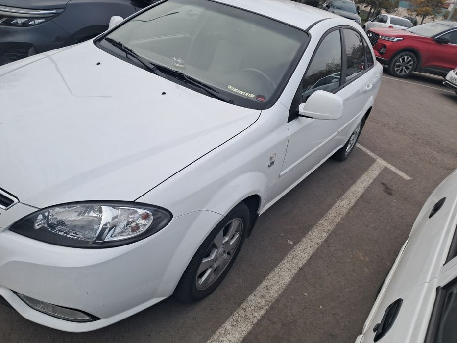 Jentra сотилади автомат каробка без люк