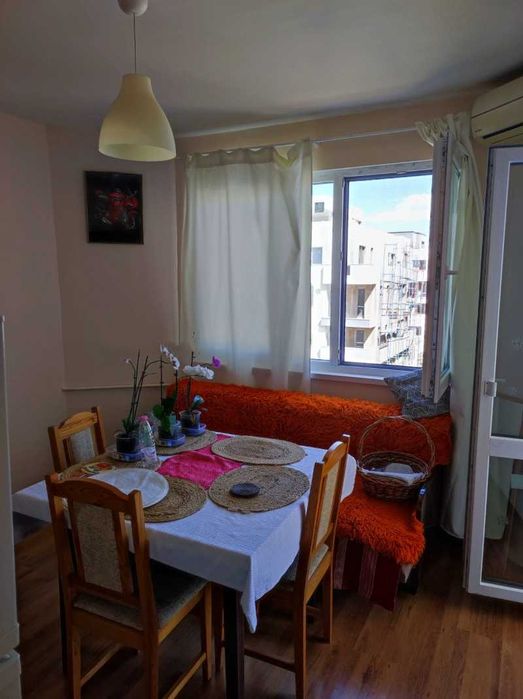 Двустаен ап. под наем в кв. Малинова долина