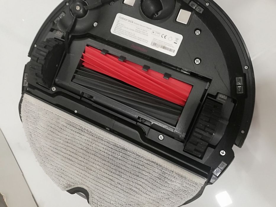 Прахосмукачка робот Roborock S8