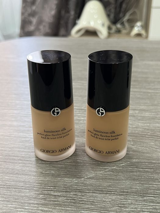 Giorgio Armani Luminous Silk 5,2
