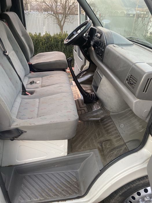Vând VW LT26 model mijlociu