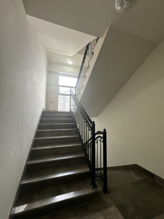 продается 2х квартира в жилгородке