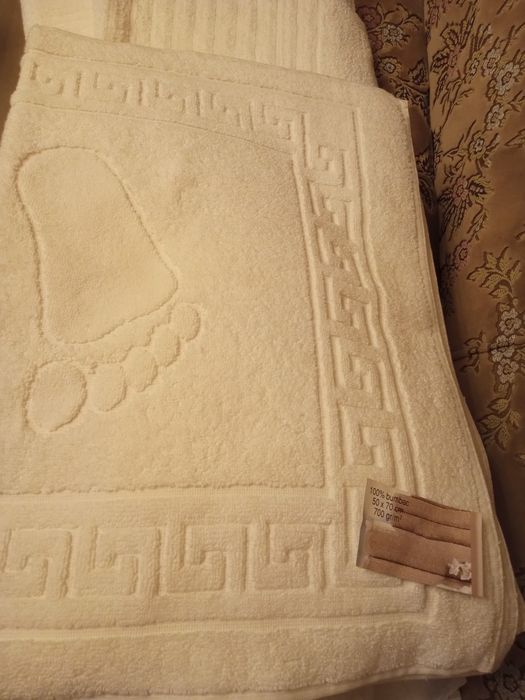 Prosoape albe din bumbac 100%, NOI, pentru pensiune