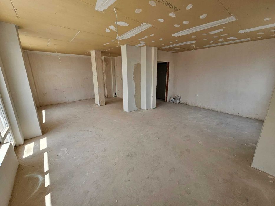 Продава се Тристаен апартамент в Пловдив, Център - 185 кв.м за 1000 €/кв.м - Снимка #1