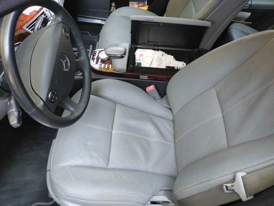 Mercedes -Benz  S500