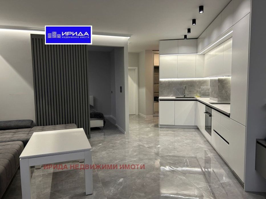 Продава се Двустаен апартамент в София, Студентски град - 73 кв.м за 3425 €/кв.м - Снимка #1