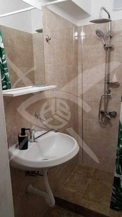 Дава се под наем Тристаен апартамент в София, Център - 73 кв.м за 560 € - Снимка #10