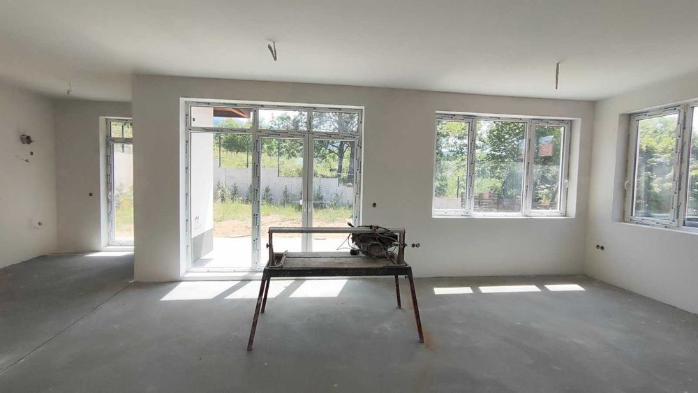 Продава се Къща в с. Рударци, Област Перник - 216 кв.м за 1820 €/кв.м - Снимка #6