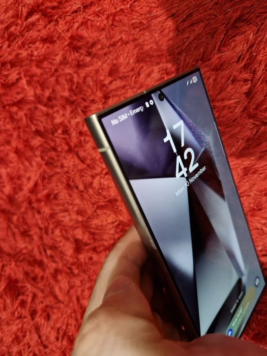 -Samsung S24Ultra Blue 512Gb 12Ram ireprosabil stare perfecta doar telefonul poze reale nici o restrictie nici o interventie/reparatie
-Am ma