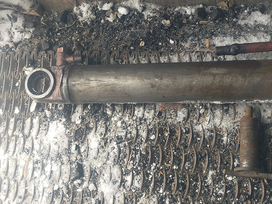 Цилиндр гидравлический