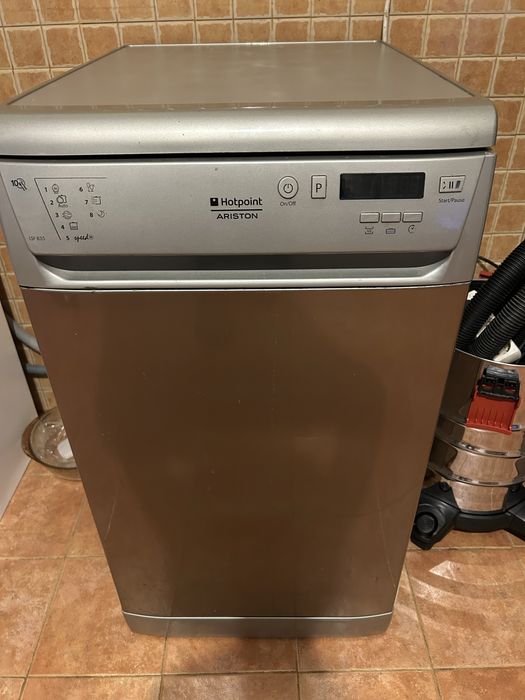 Съдомиялна Ariston. В добро състояние.
