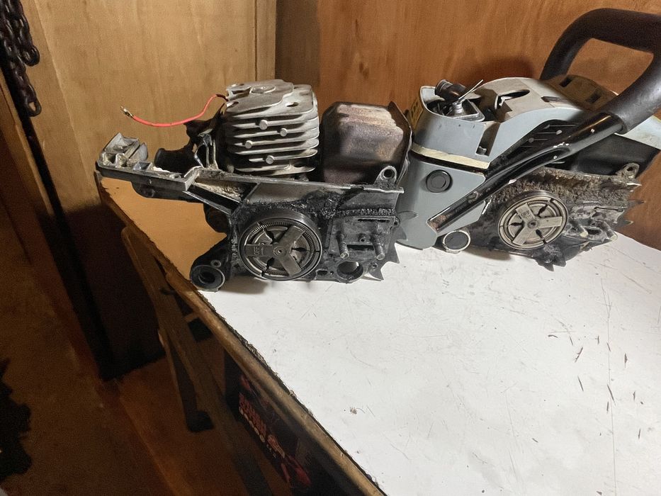 Ofer două motocositoare una shindaiwa310S nu are de maro și încă una virtus este funcțională asta si 5 drujbe doar la schimb sau le vând pe bani