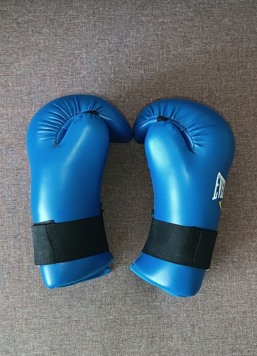 Перчатки открытые Everlast