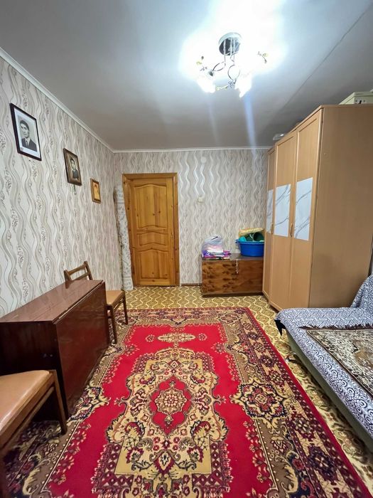 Продается 2 кв в районе 8 микрорайона