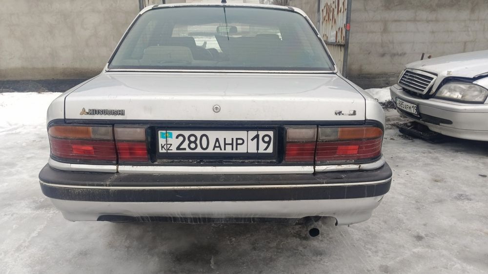 Митсубси галант 1988